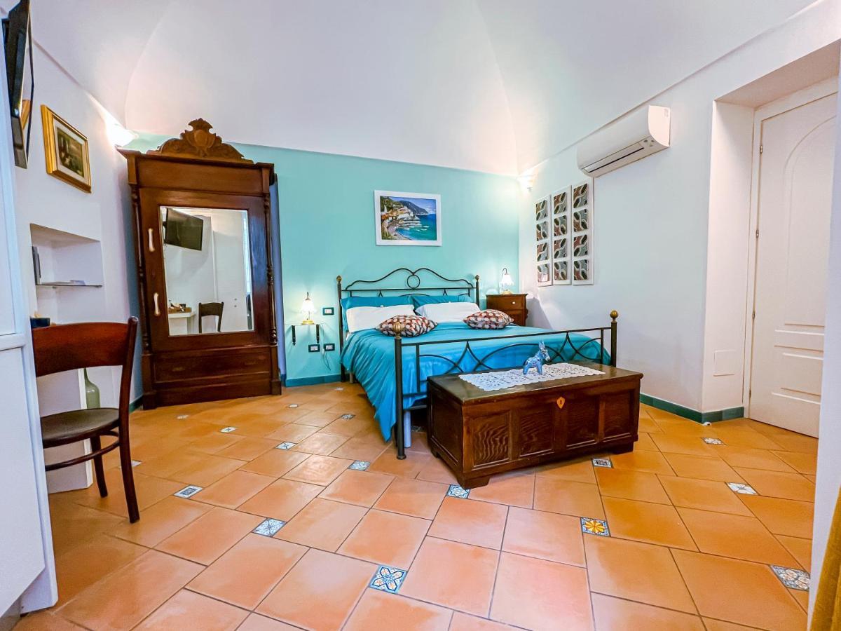 Amalfi Andrea'S House Hotel Bagian luar foto
