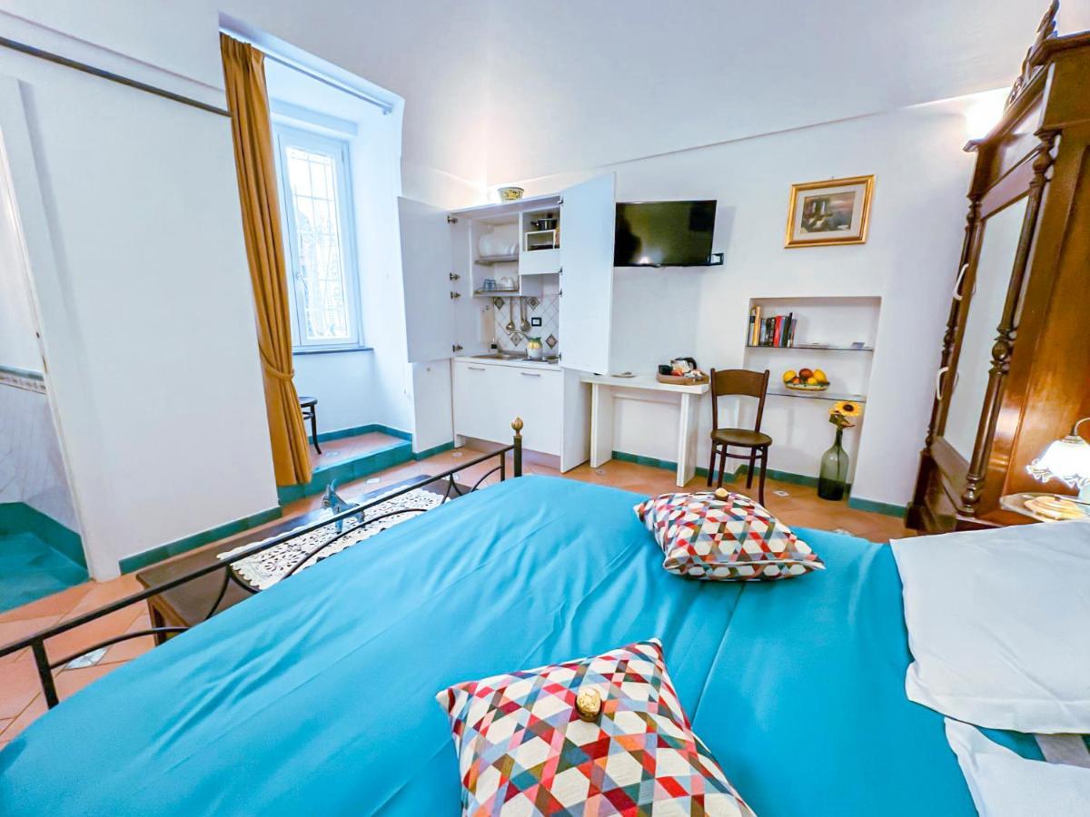 Amalfi Andrea'S House Hotel Bagian luar foto