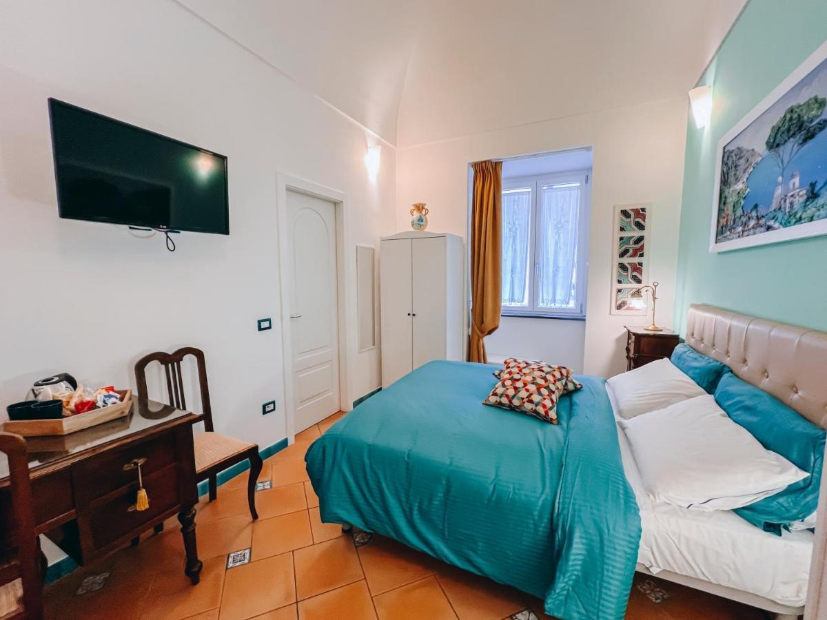 Amalfi Andrea'S House Hotel Bagian luar foto