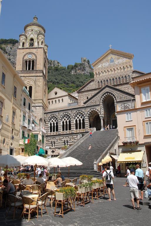 Amalfi Andrea'S House Hotel Bagian luar foto